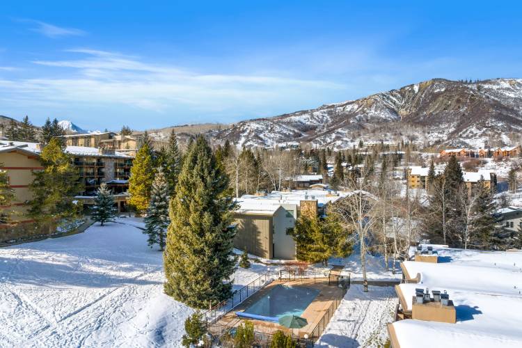 Lichenhearth is the best value in Snowmass! Lichenhearth is the best value in Snowmass!